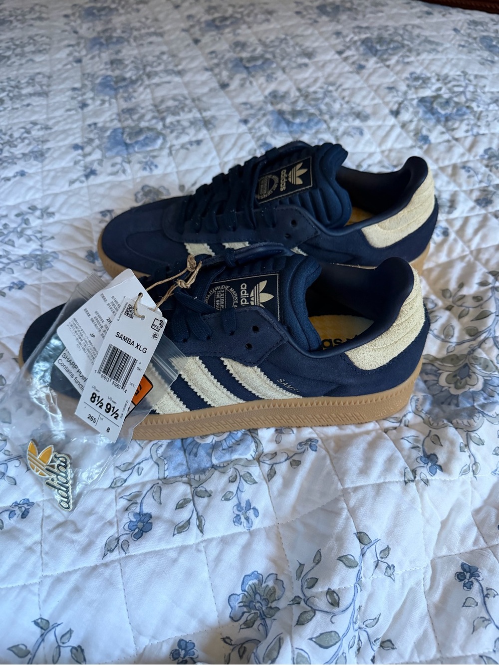 adidas Samba OG Navy and Cream Suede Sneakers with Gum Sole New no box size 8.5